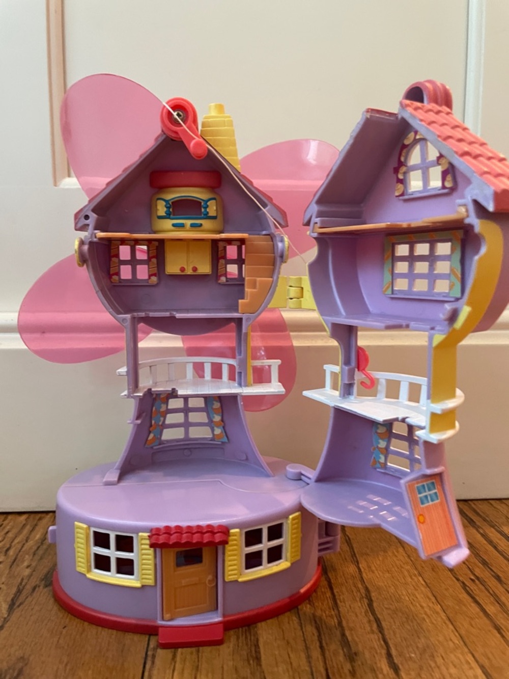 Vintage 1996 Vivid Imaginations Bakery Windmill Dollhouse Fan Toy